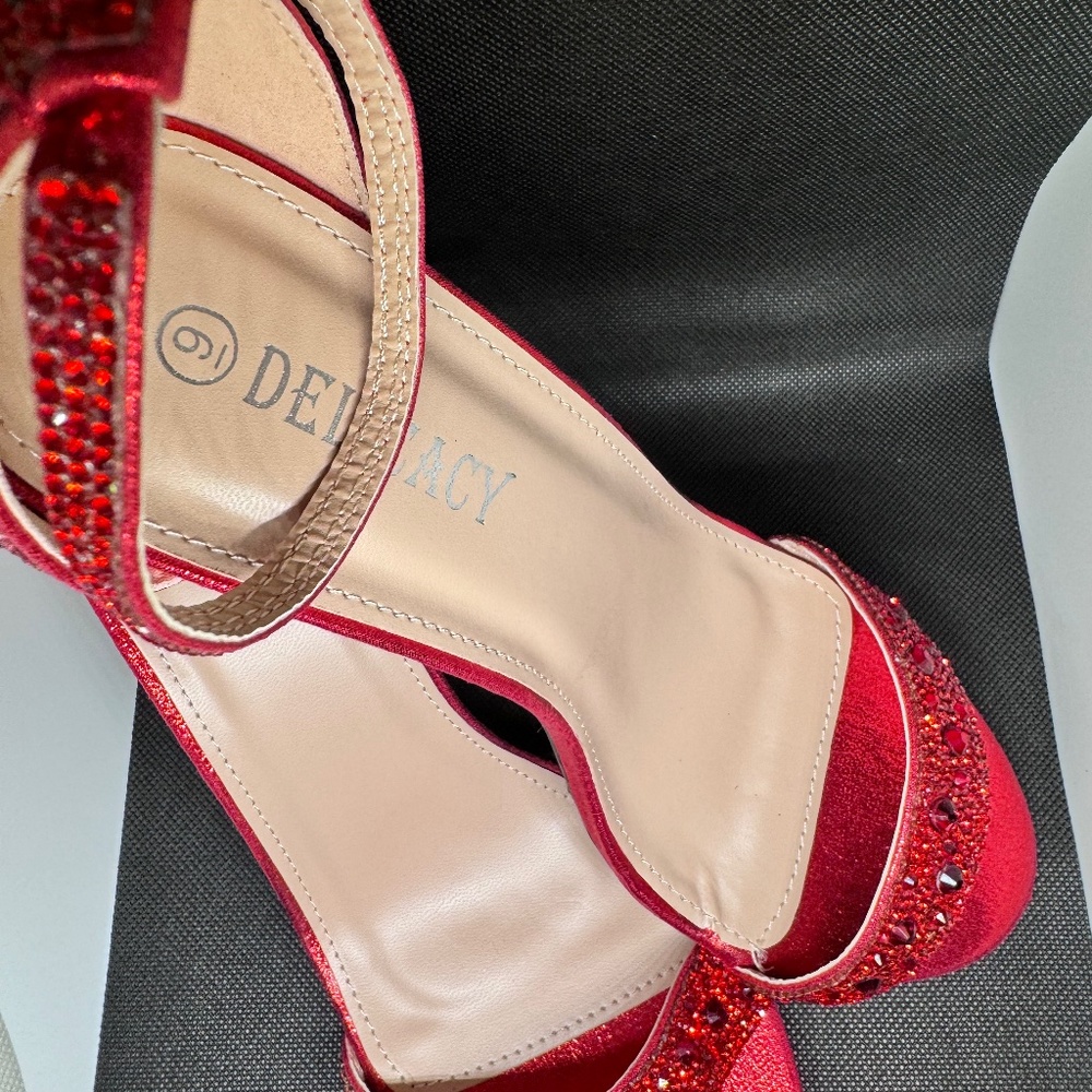 Delicacy Red Rhinestone Heels Size 9